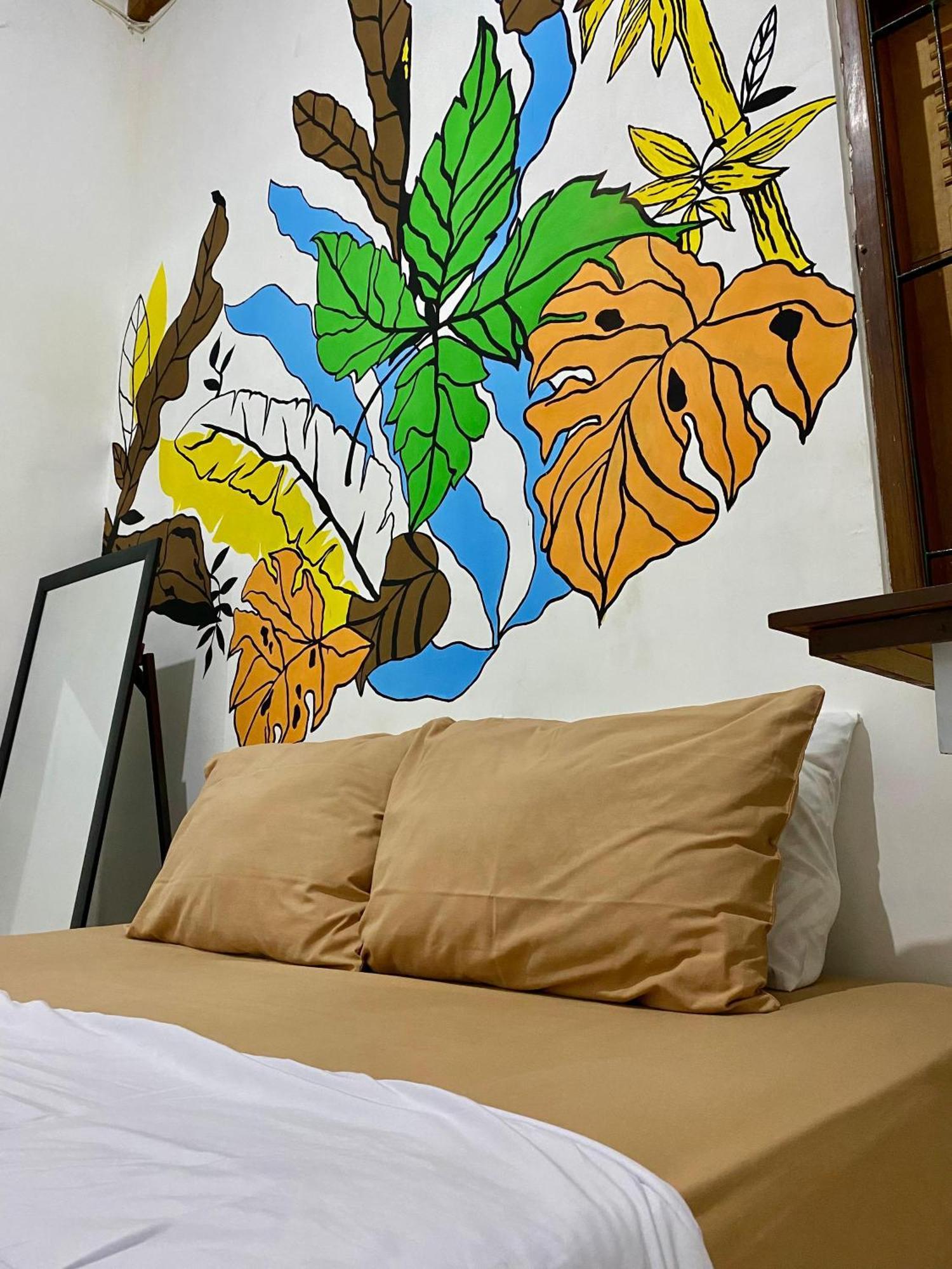 Zzz Hostel Banyuwangi  Room photo